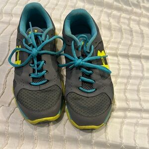 Under armour Shoes